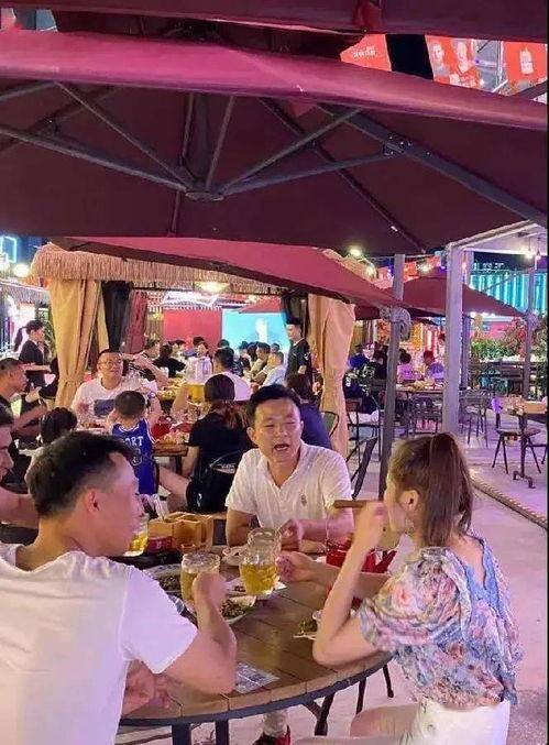 近期吃瓜视频 网红大秋千,吃瓜视频中的热门话题揭秘